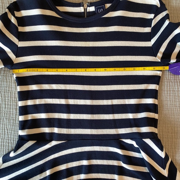 GAP Peplum Top - Picture 7 of 8